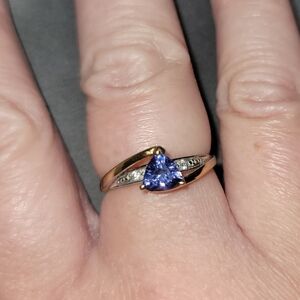 Tanzanite diamond ring